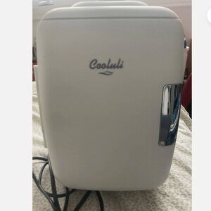 Cooluli Mini Fridge Dual Setting Cool / Warm White Color Dorm Bathroom Cosmetic